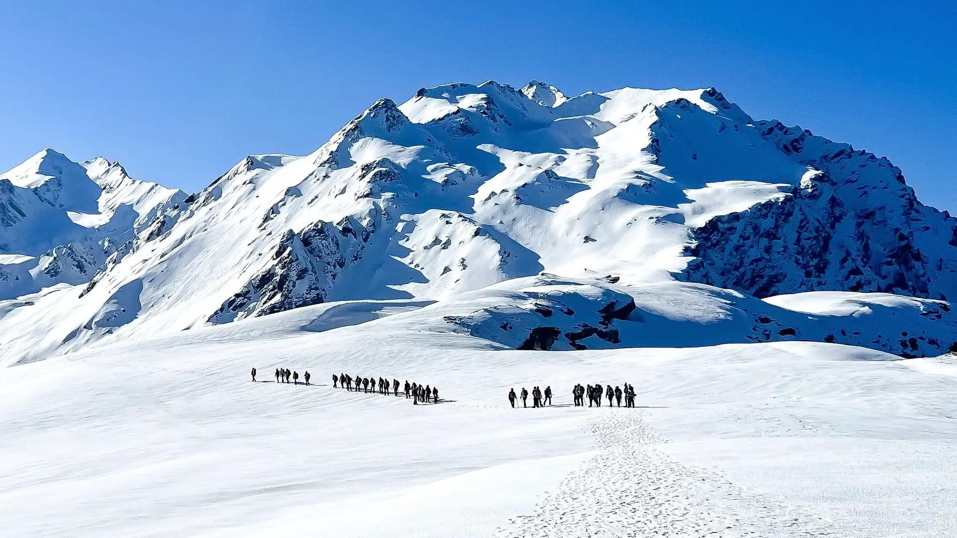Sar Pass Trek